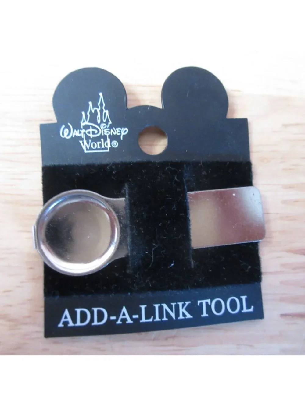 Lot of 7 Walt Disney World Add-A-Link PLUS Add-A-Link Tool & Mickey Mouse Pin